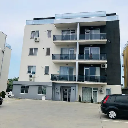 Zev Apartment Navodari